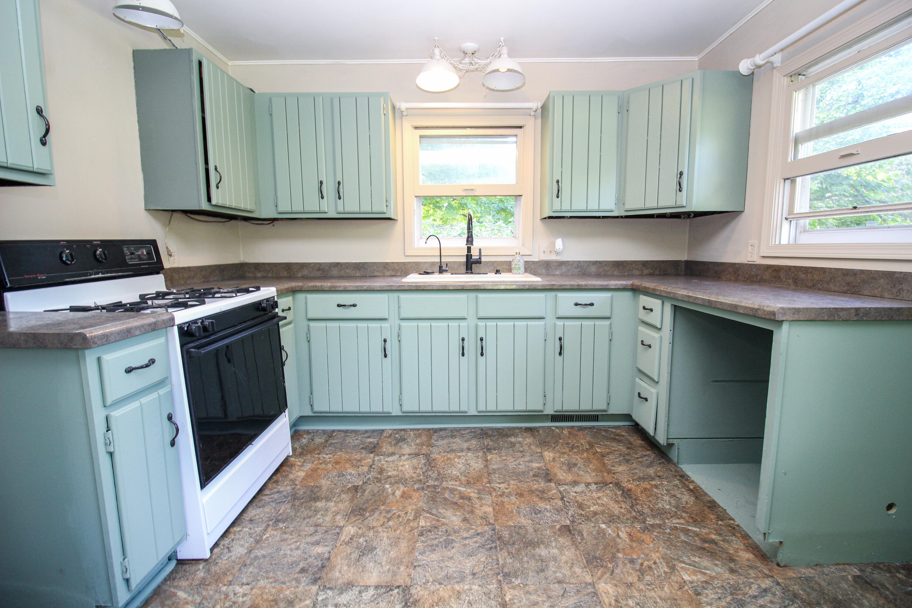 18124 South Fisher Lake Road Three Rivers, MI 49093 - Photo 15 of 85 S Fisher Lake-17