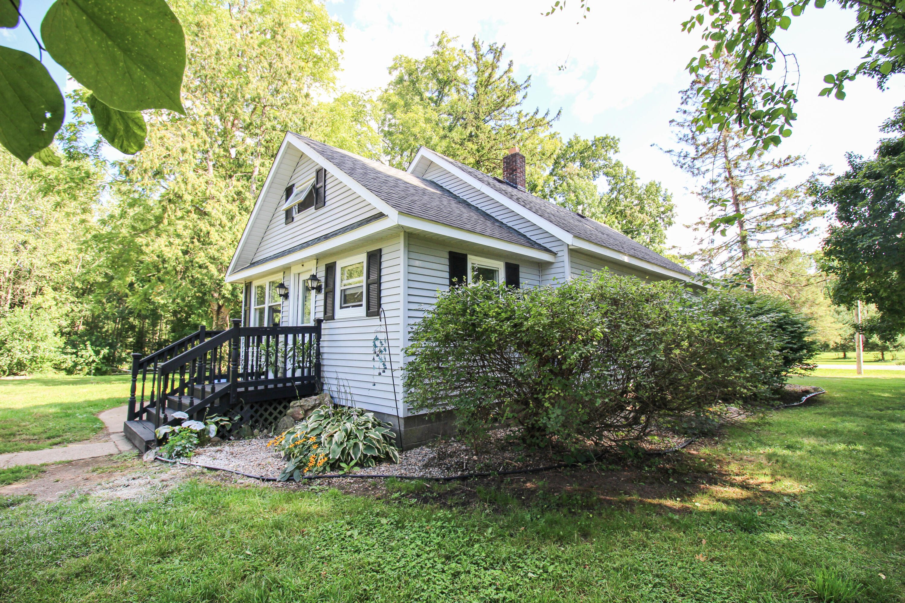 18124 South Fisher Lake Road Three Rivers, MI 49093 - Photo 8 of 85 S Fisher Lake-23