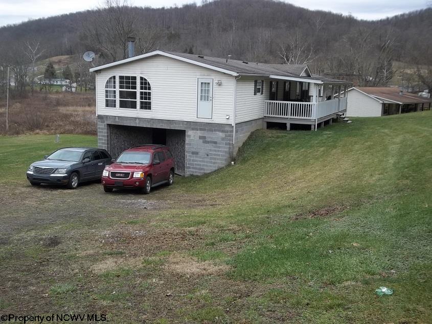 5377 Simpson Road Grafton, WV 26354 - Photo 2 of 19 Gallery Image 2