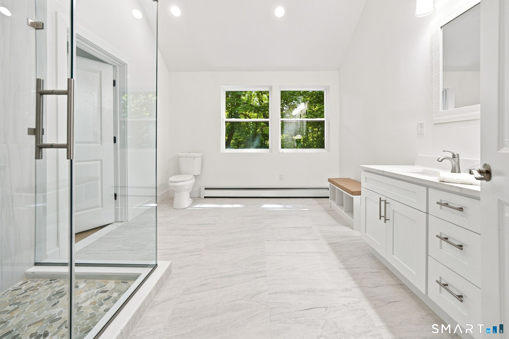 87 Kenmore Road Bloomfield, CT 06002 - Photo 22 of 40 Gallery Image 22