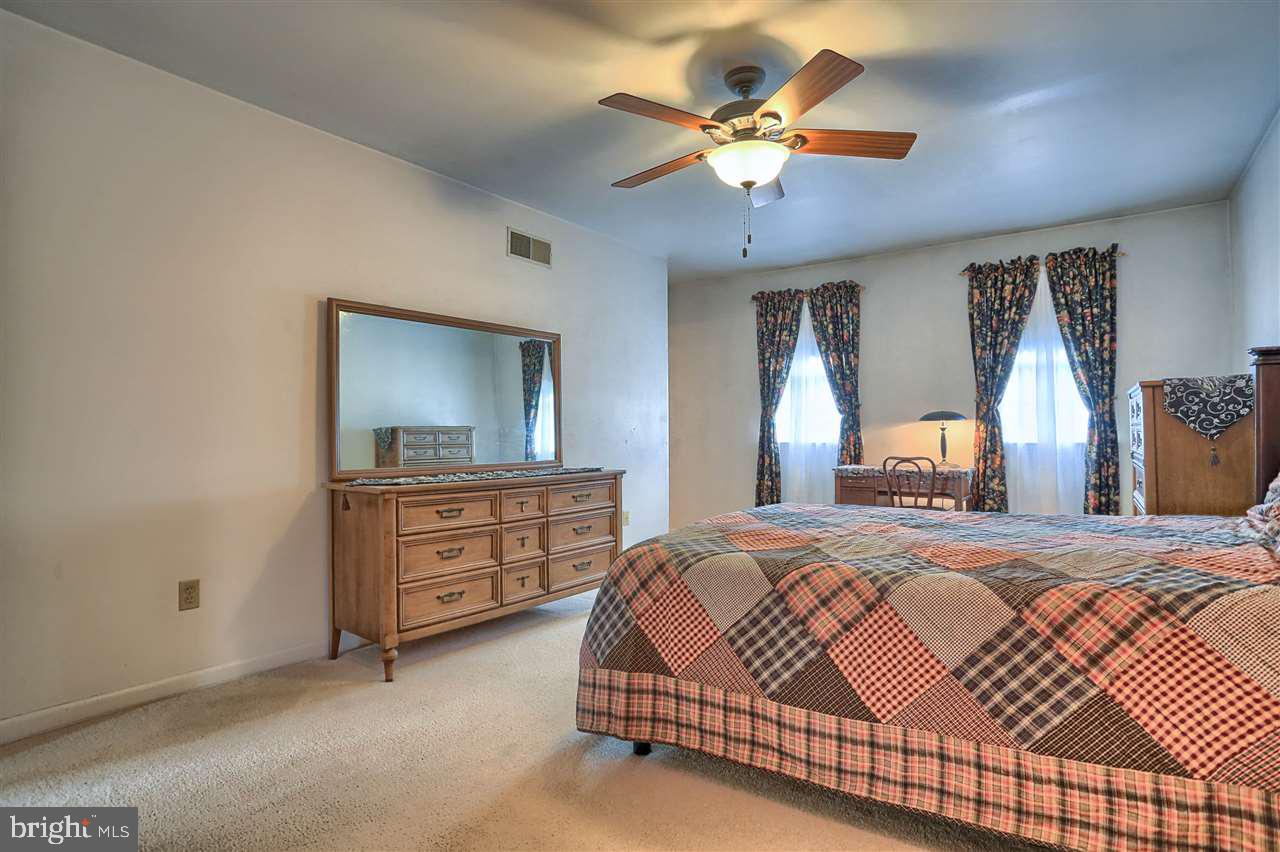 3624 Pleasant Valley Road York, PA 17406 - Photo 22 of 36 Gallery Image 22
