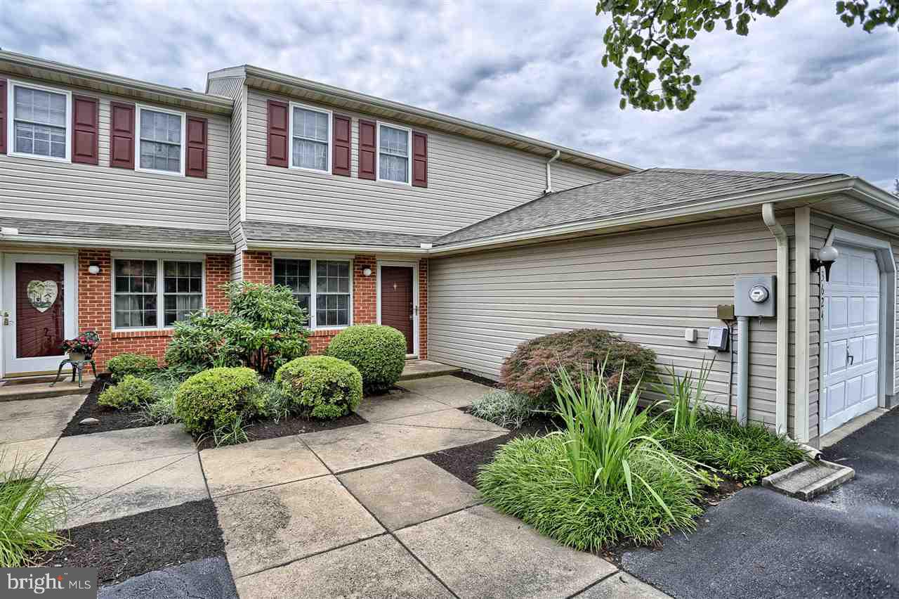 3624 Pleasant Valley Road York, PA 17406 - Photo 3 of 36 Gallery Image 3