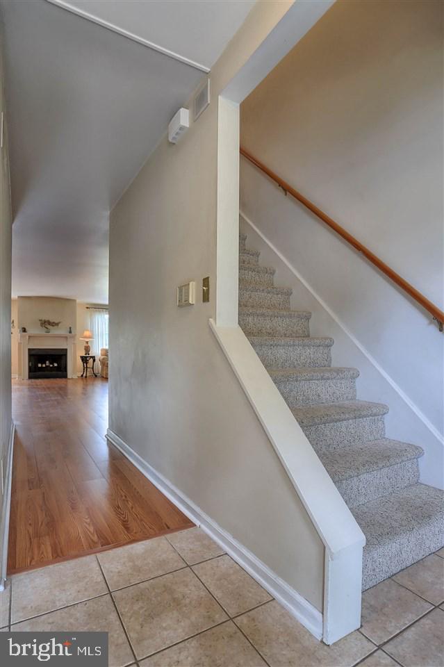 3624 Pleasant Valley Road York, PA 17406 - Photo 4 of 36 Gallery Image 4