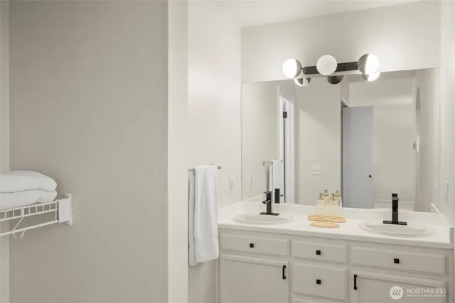 $945,000 | 5615 114th Street Southwest, Mukilteo, WA 98275