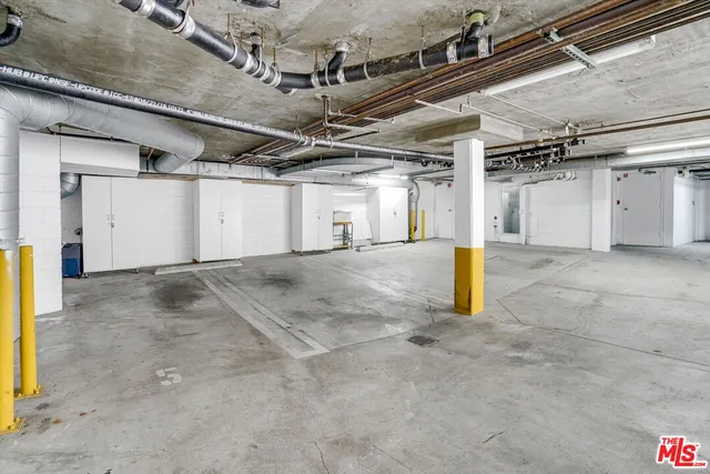 $3,999 | 842 11th Street, Unit 6, Santa Monica, CA 90403