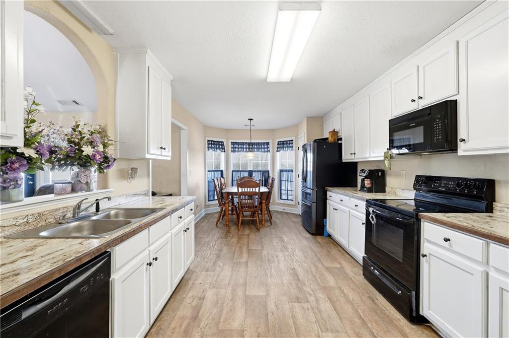 41 Colonial Court Jefferson, GA 30549 - Photo 15 of 40