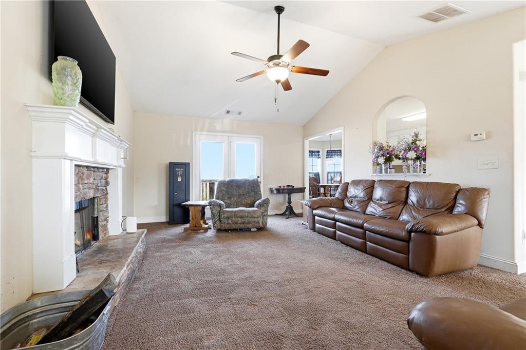 41 Colonial Court Jefferson, GA 30549 - Photo 6 of 40