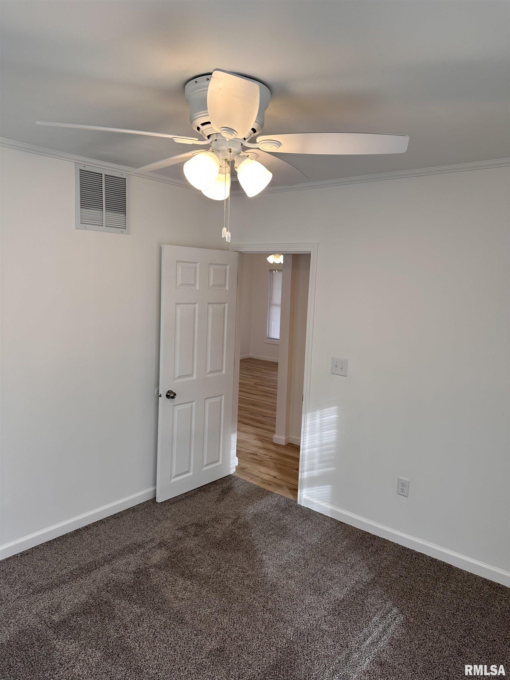 1516 East Cummins Avenue Springfield, IL 62702 - Photo 20 of 30 Gallery Image 20