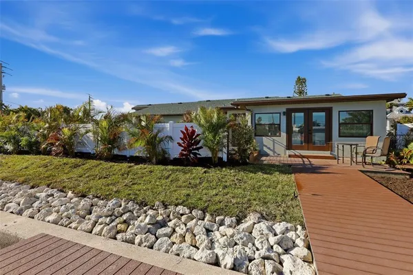 $9,000 | 501 65th Street, Holmes Beach, FL 34217
