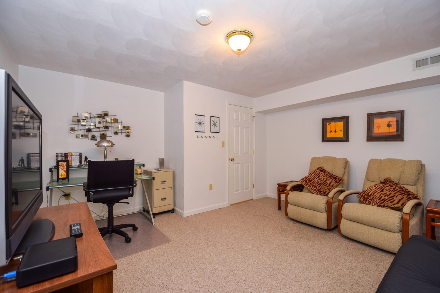 2311 Crystal Spring Avenue Southwest, Unit B Roanoke, VA 24014 - Photo 15 of 24 2311 Crystal Spring Ave SW-large-022-15-