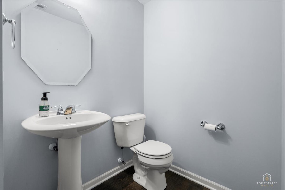 4177 Irving Road Aurora, IL 60504 - Photo 12 of 25 Gallery Image 12