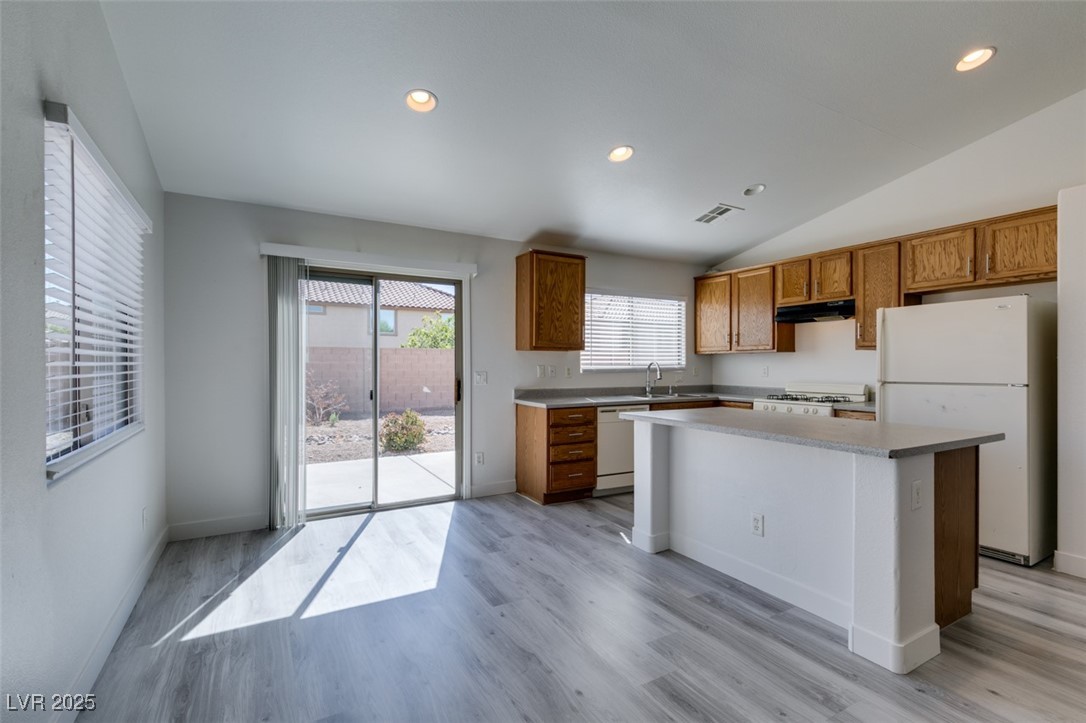 4912 Cinnamon Spice Court North Las Vegas, NV 89031 - Photo 14 of 35