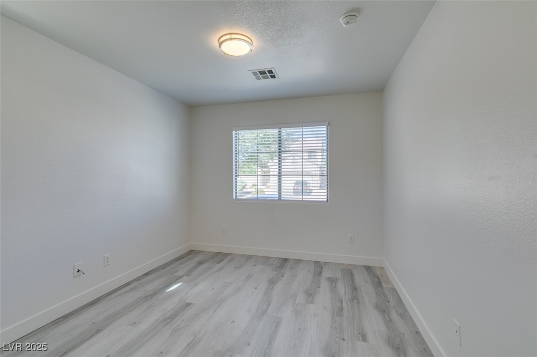 4912 Cinnamon Spice Court North Las Vegas, NV 89031 - Photo 22 of 35