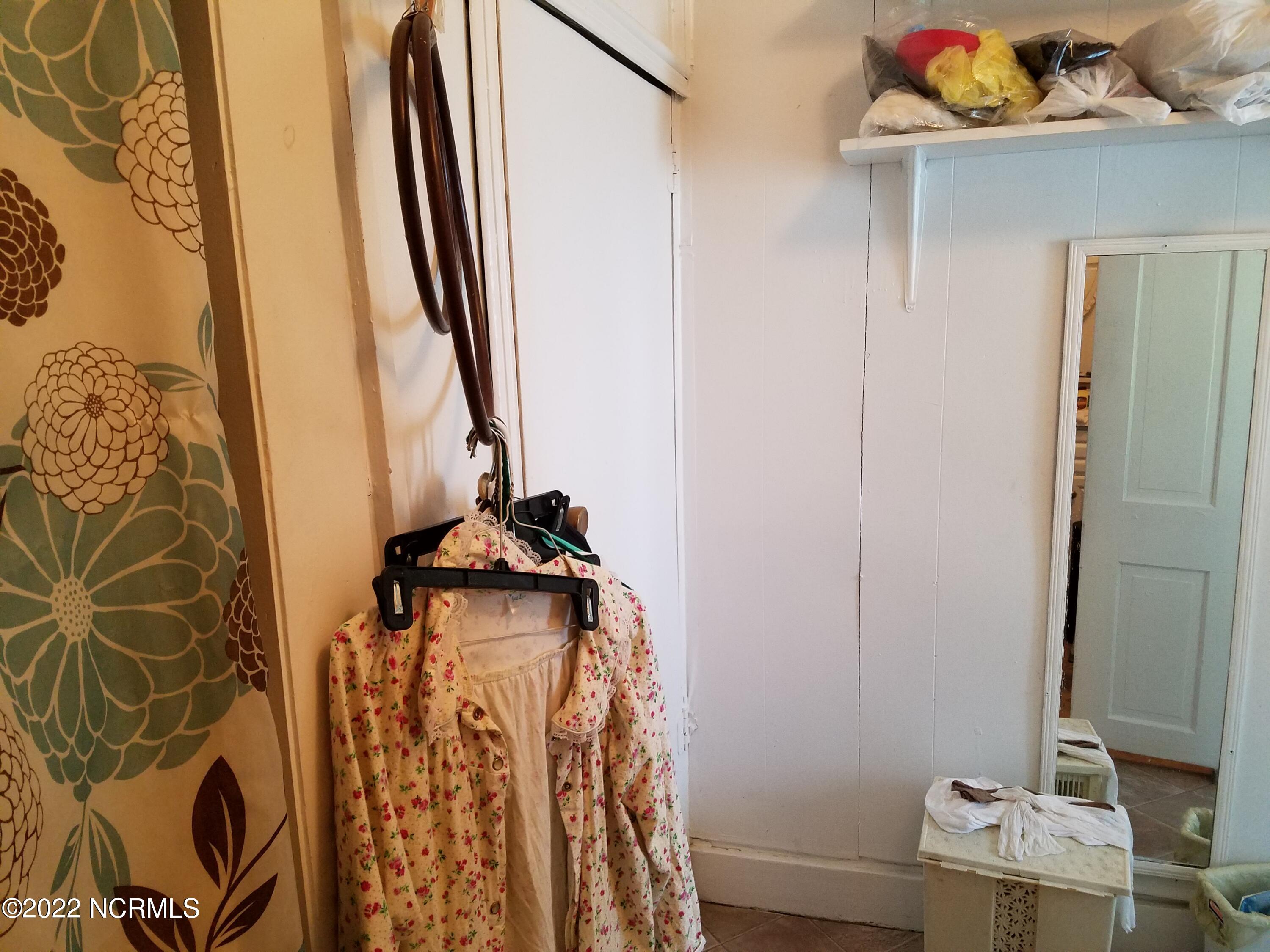 3335 Starburst Road Kinston, NC 28501 - Photo 14 of 23 Master Bath