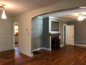 1624 Pendleton Road Augusta, GA 30904 - Photo 3 of 12 Dining & Living rooms