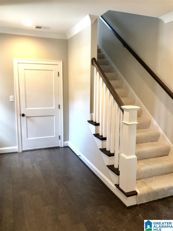 411 Oxford Way Pelham, AL 35124 - Photo 11 of 32