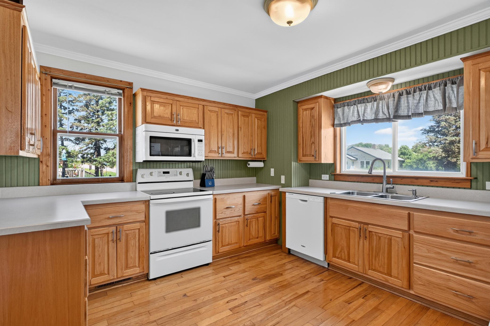 341 Nelson Street North Nelson, MN 56355 - Photo 15 of 51