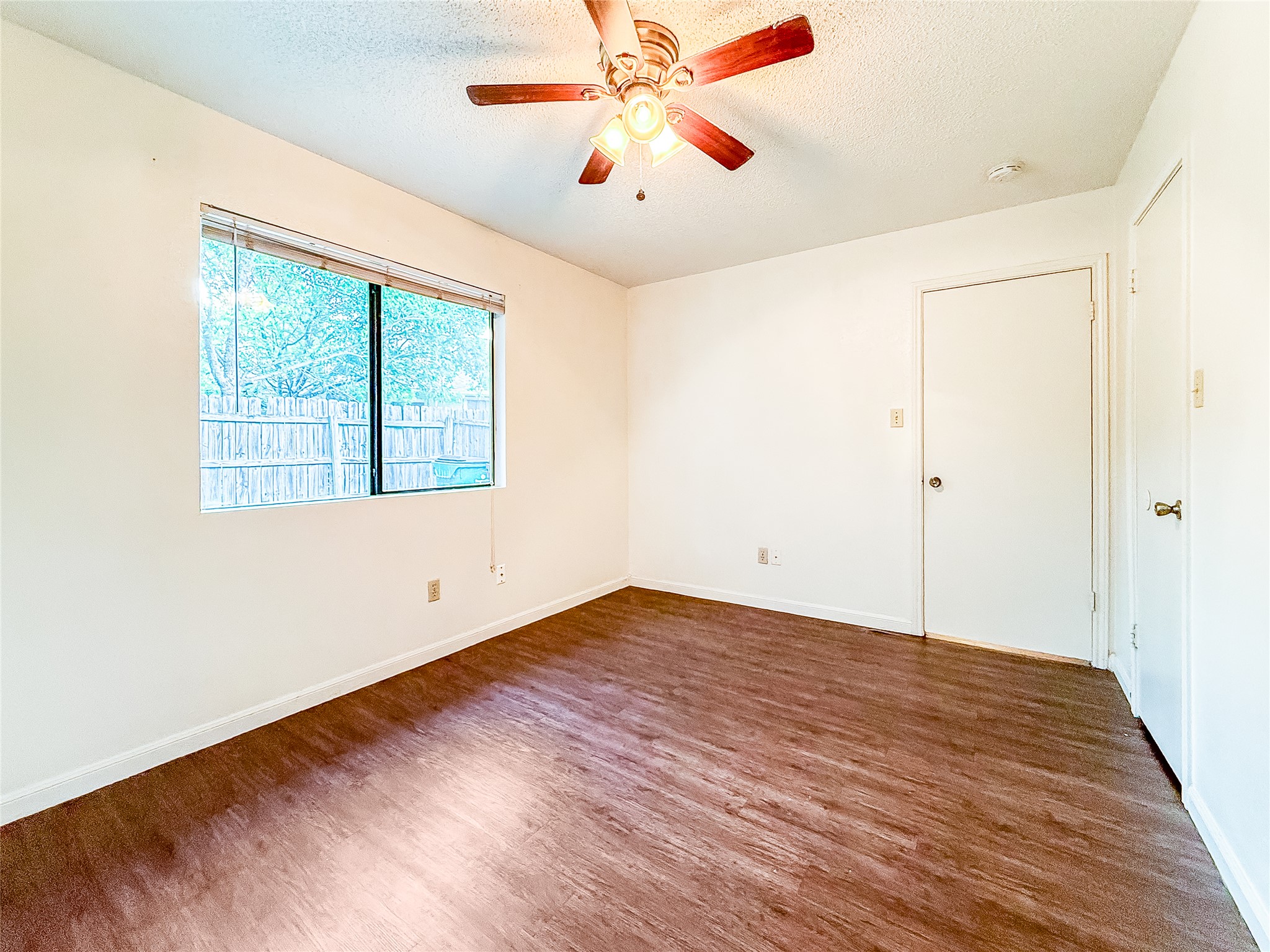 2014 Alex Avenue, Unit B Austin, TX 78728 - Photo 15 of 24 Secondary Bedroom