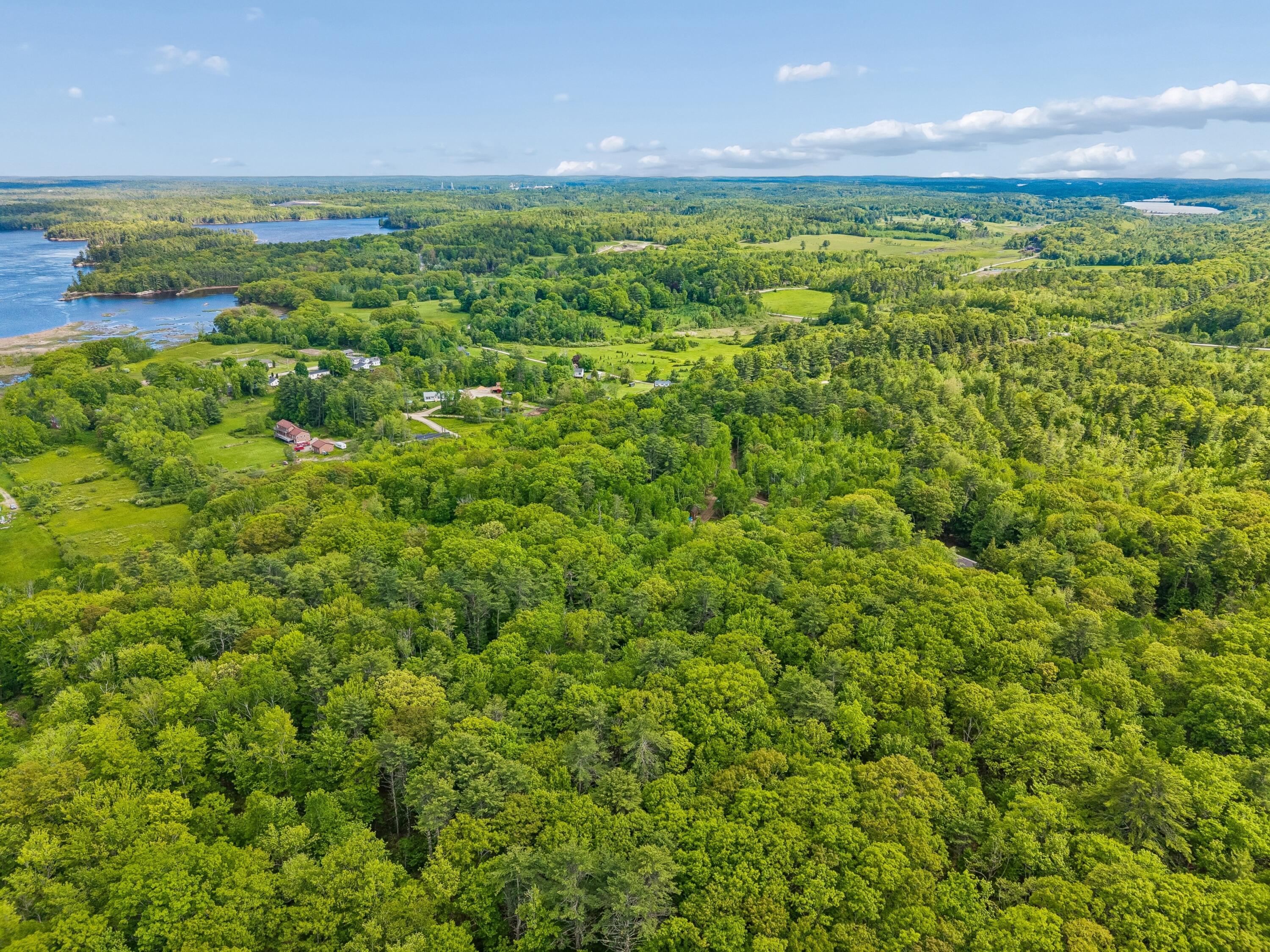 107 Stevenson Way Bath, ME 04530 - Photo 14 of 43