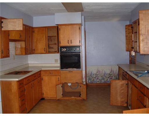 3241 Delrey Road Springfield, OH 45504 - Photo 4 of 9
