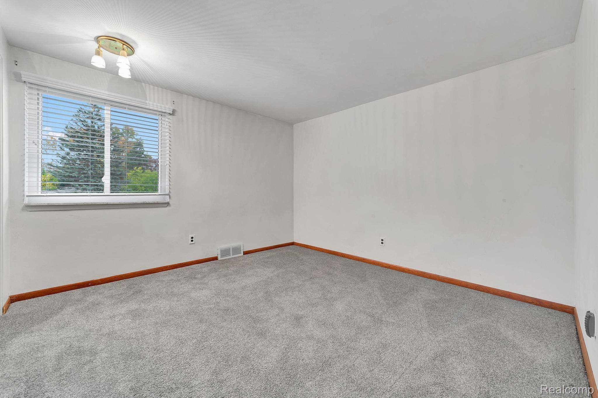 1011 Stellma Lane Rochester, MI 48309 - Photo 40 of 58 Gallery Image 40