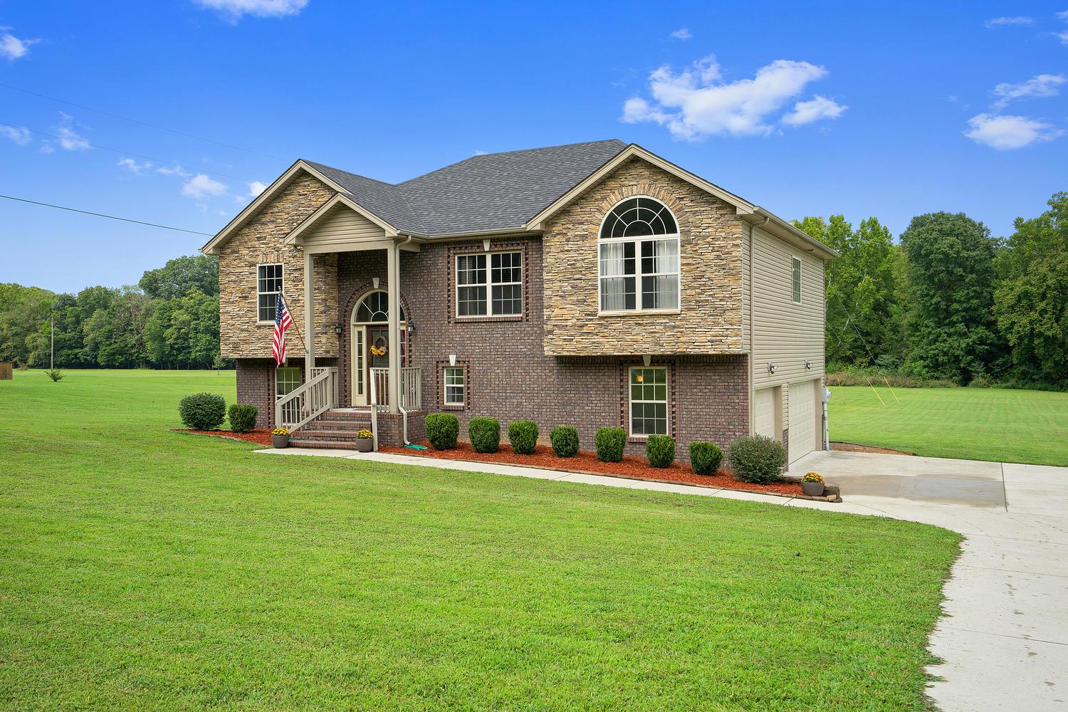 4973 Louise Creek Road Cunningham, TN 37052 - Photo 4 of 30 Gallery Image 4