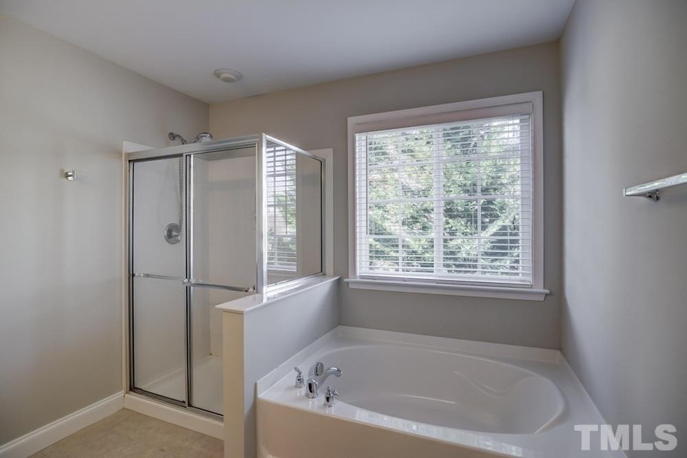 10707 Friendly Neighbor Lane Raleigh, NC 27614 - Photo 11 of 21 Gallery Image 11