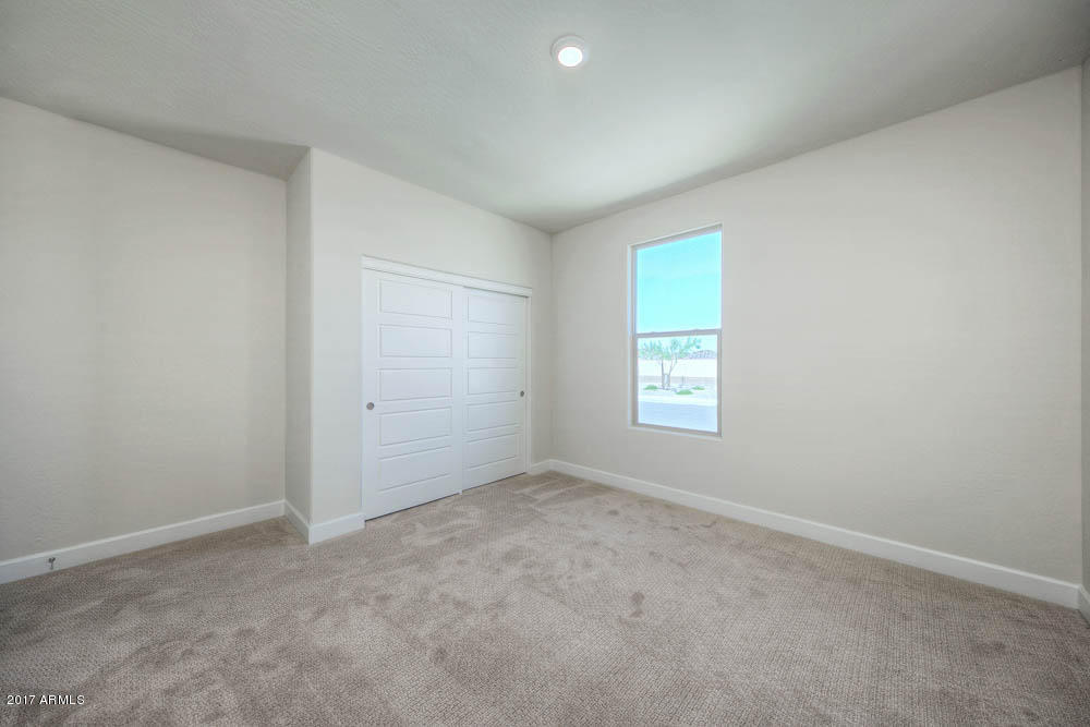 18281 West Raven Road Goodyear, AZ 85338 - Photo 6 of 23 LGI_Homes_EMR_Havasu_C-Right (6 of 9)