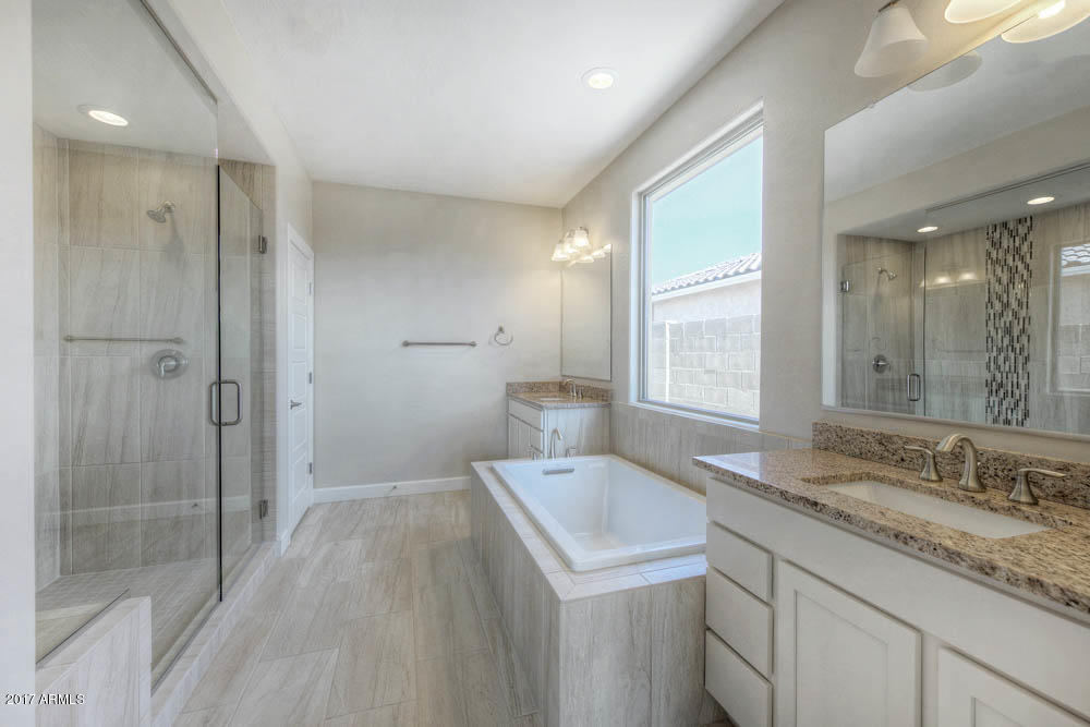 18281 West Raven Road Goodyear, AZ 85338 - Photo 9 of 23 LGI_Homes_EMR_Havasu_C-Right (9 of 9)