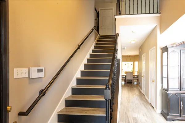 $295,000 | 1015 Highland Woods Drive, Highlands, TX 77562