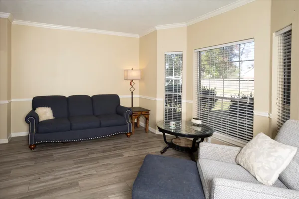 $295,000 | 1015 Highland Woods Drive, Highlands, TX 77562