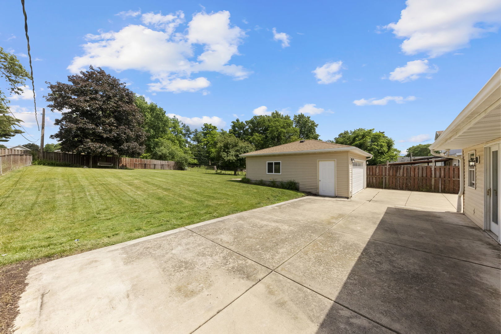 679 North West Road Lombard, IL 60148 - Photo 19 of 33