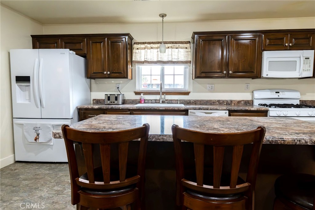 1050 West Cedar Street Willows, CA 95988 - Photo 11 of 39