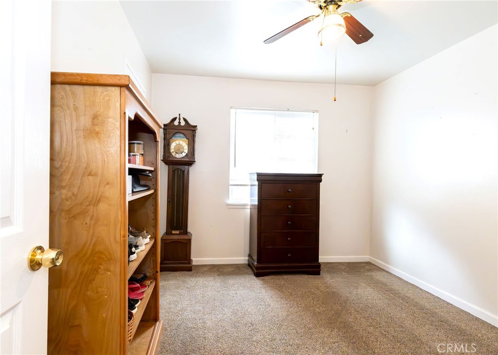 1050 West Cedar Street Willows, CA 95988 - Photo 19 of 39 Guest Bedroom