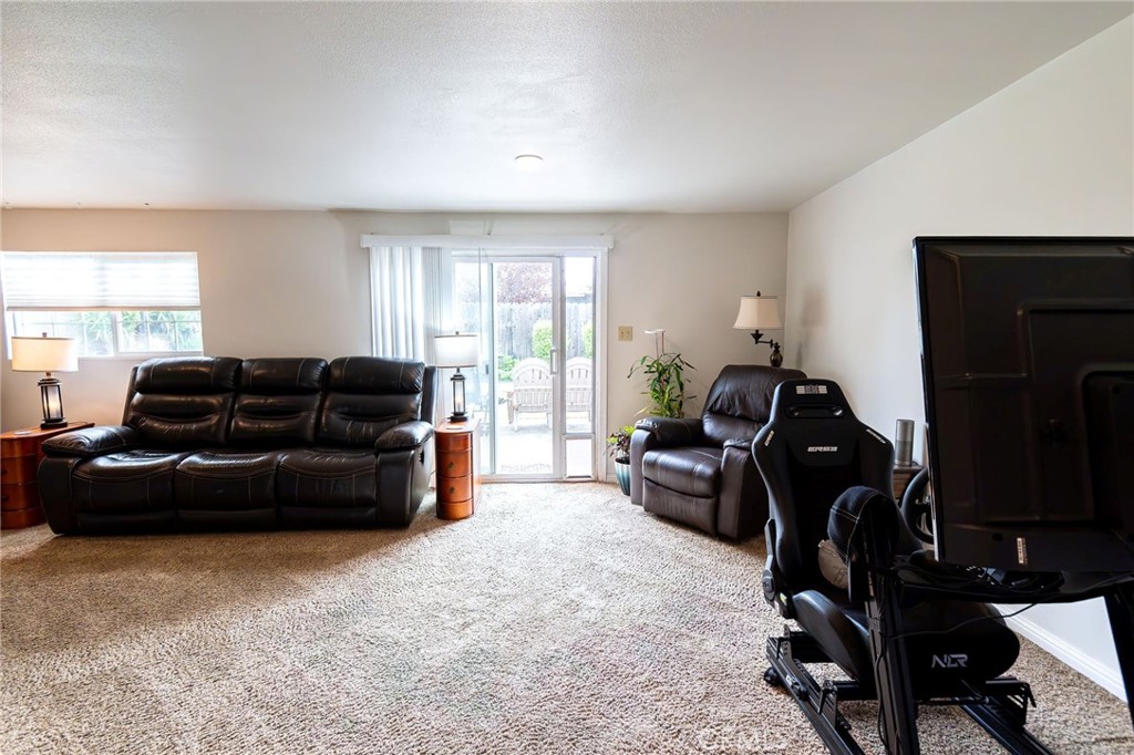 1050 West Cedar Street Willows, CA 95988 - Photo 24 of 39 2nd Living/Bonus Room