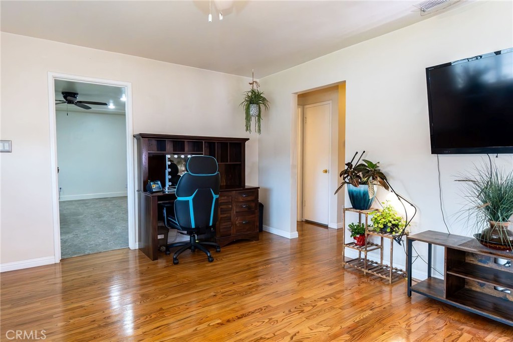 1050 West Cedar Street Willows, CA 95988 - Photo 6 of 39 other side of living room from fireplace