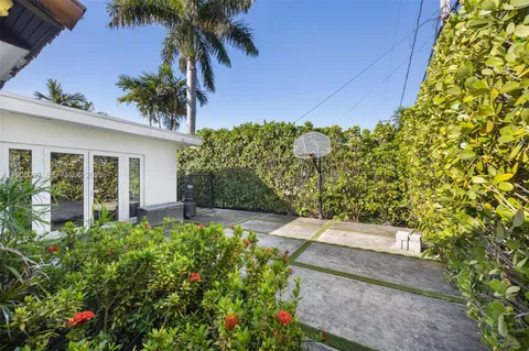 $6,000,000 | 1233 102nd Street, Bay Harbor Islands, FL 33154