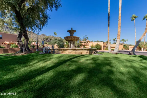 $298,000 | 10409 North 10th Street, Unit 3, Phoenix, AZ 85020