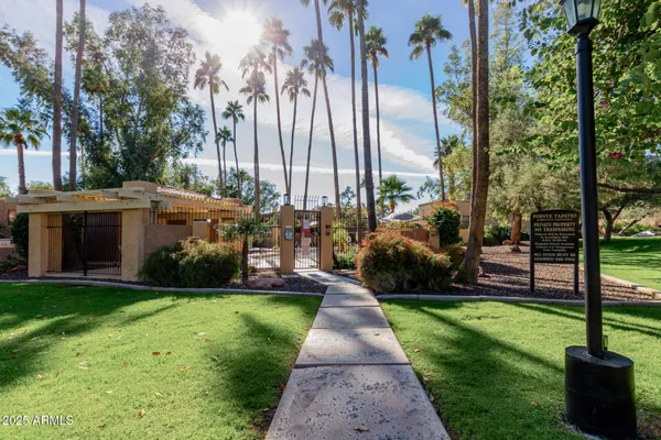 $298,000 | 10409 North 10th Street, Unit 3, Phoenix, AZ 85020