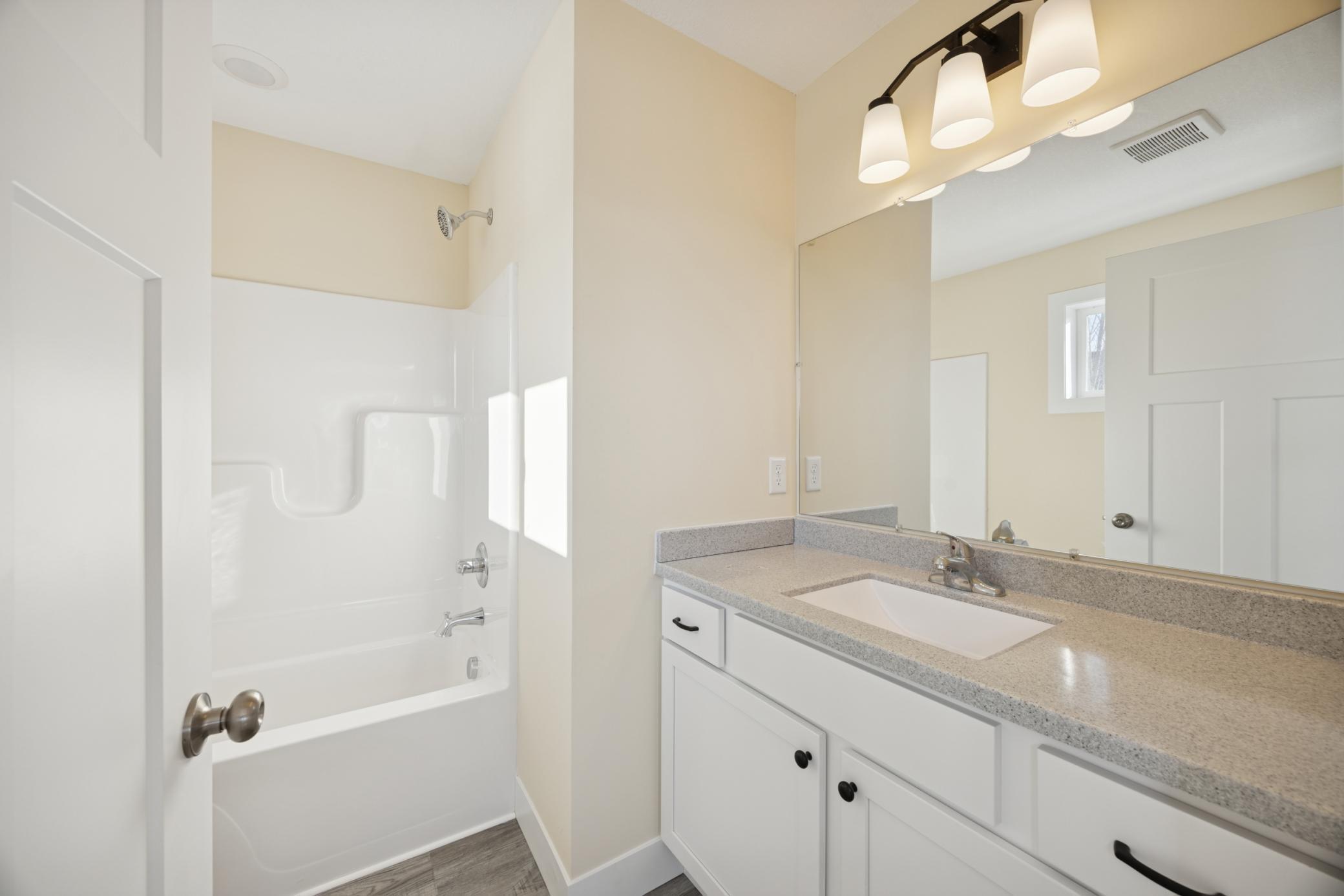 3201 North 6th Street Minneapolis, MN 55412 - Photo 15 of 22