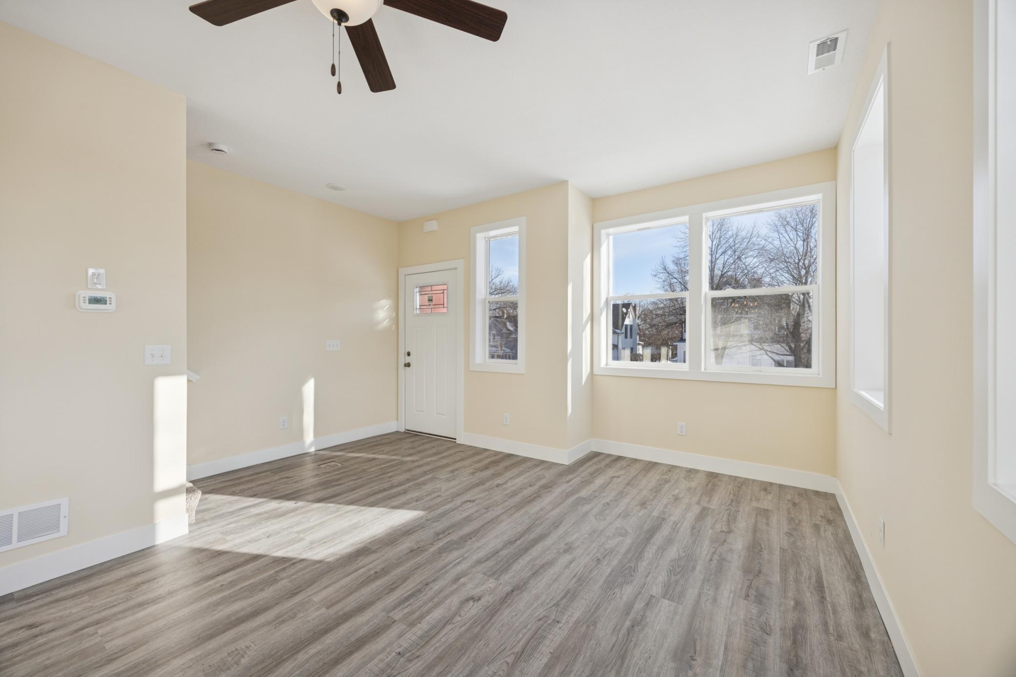 3201 North 6th Street Minneapolis, MN 55412 - Photo 3 of 22