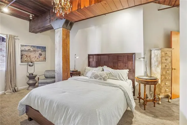 $3,700 | 1107 South Peters Street, Unit 101, New Orleans, LA 70130