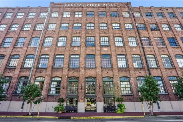 $3,700 | 1107 South Peters Street, Unit 101, New Orleans, LA 70130