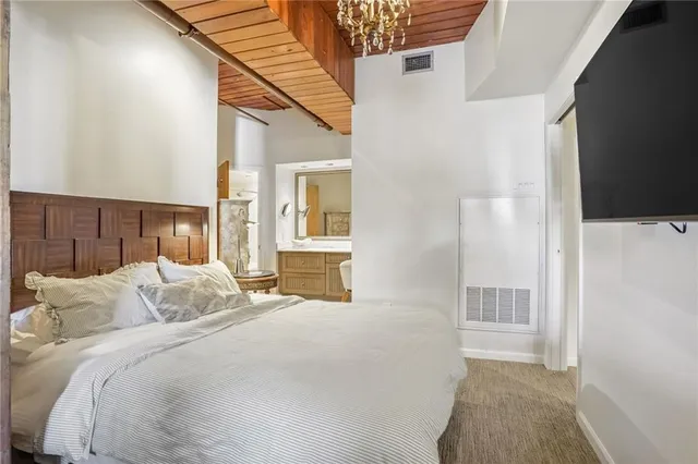 $3,700 | 1107 South Peters Street, Unit 101, New Orleans, LA 70130