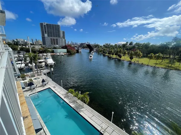 $274,999 | 1740 Northwest N River Drive, Unit 517, Miami, FL 33125