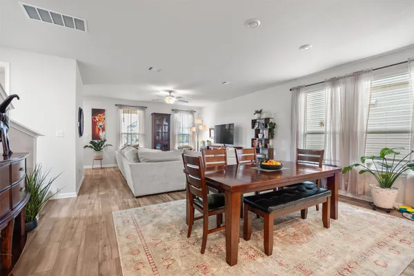 $2,450 | 958 Lone Peak Way, Dripping Springs, TX 78620