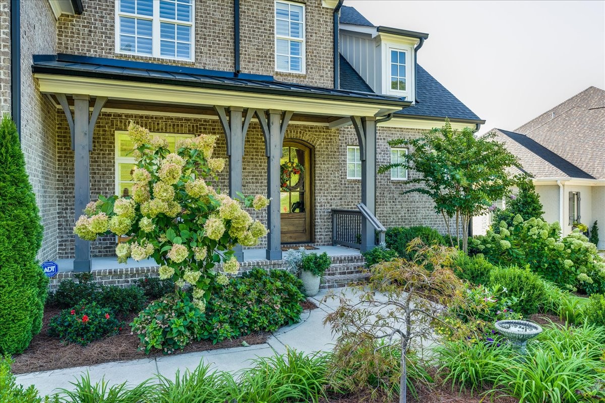 2212 Hartland Road Franklin, TN 37069 - Photo 3 of 45 Gallery Image 3
