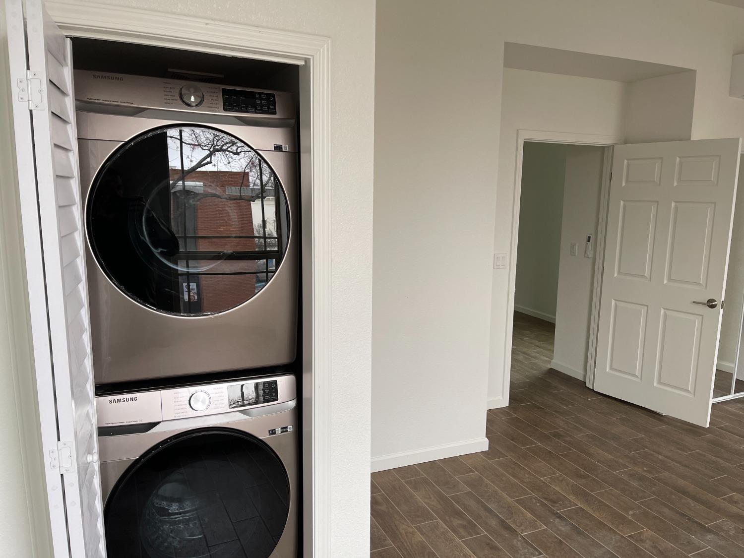 217 5th Street, Unit A Colusa, CA 95932 - Photo 3 of 6 a close view of a utility room with washer and dryer
