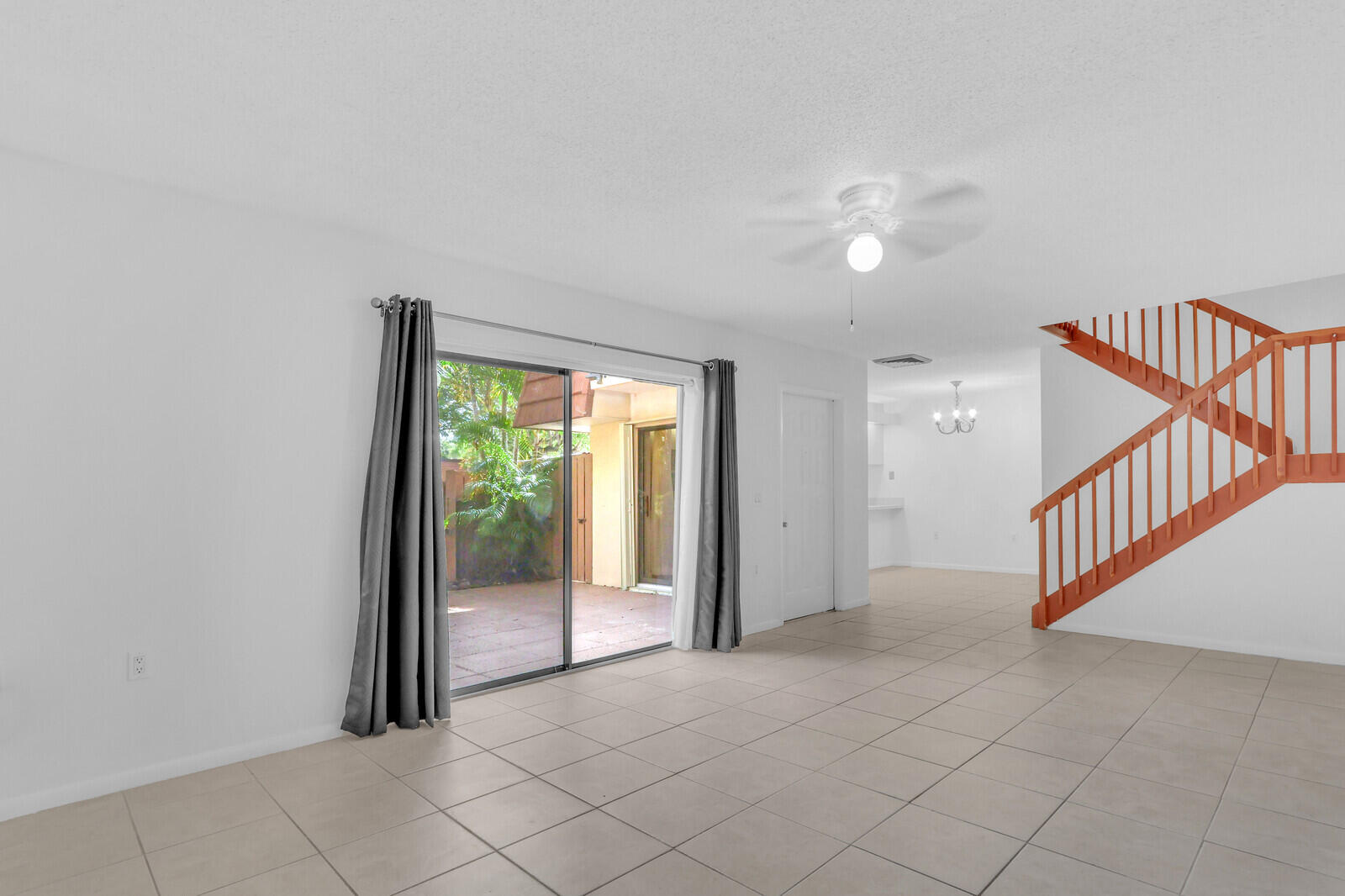 3061 30th Court Jupiter, FL 33477 - Photo 8 of 40 a view of a hallway with entryway