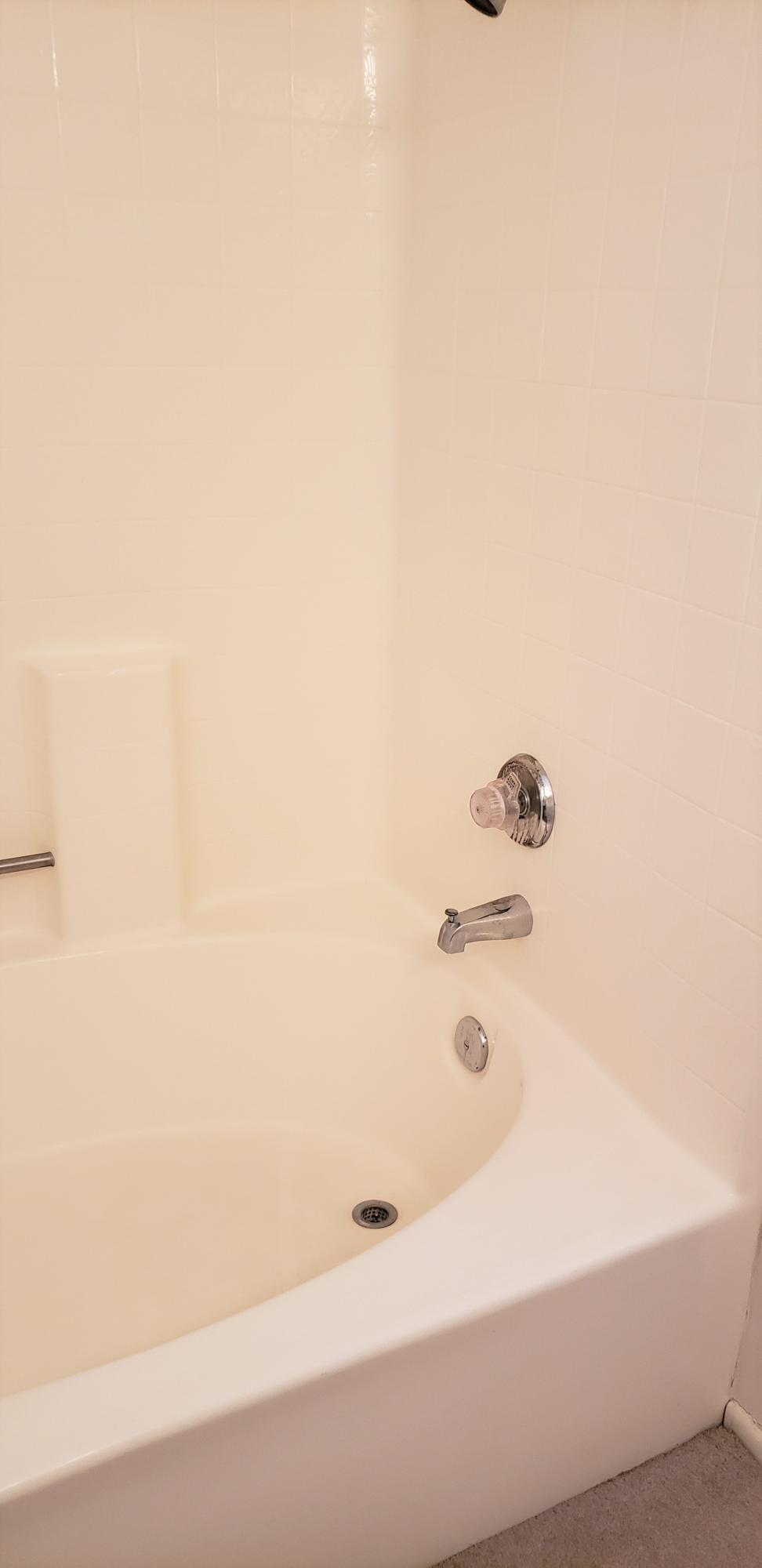 34113 Emily Way Rancho Mirage, CA 92270 - Photo 15 of 20 Master Bath Tub